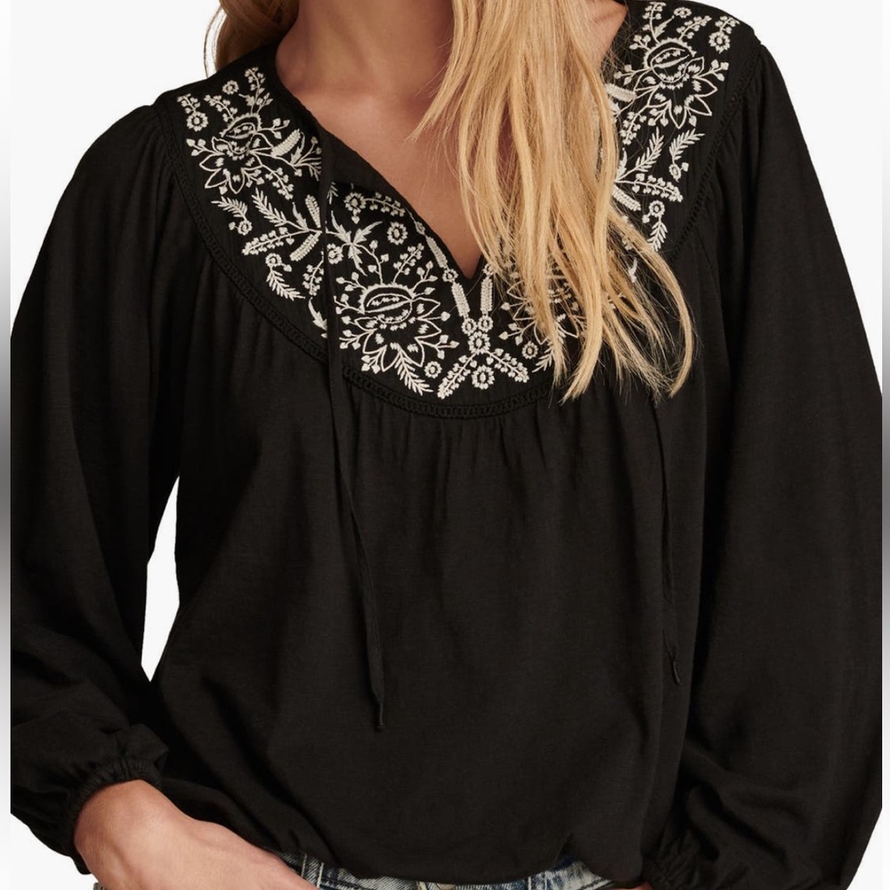 NWT Lucky Brand Embroidered Cotton Peasant Top Size M